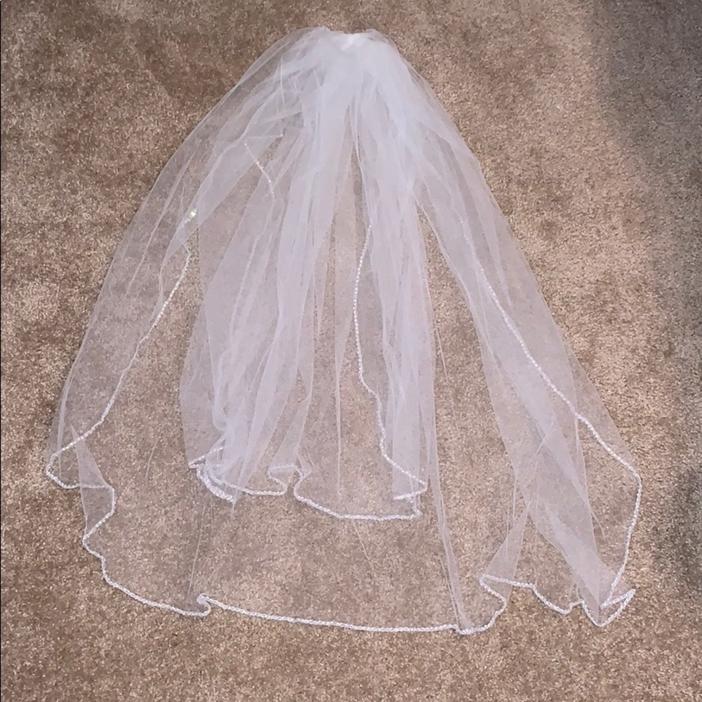 David’s bridal veil double layer studded